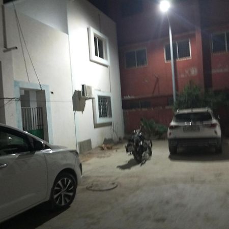 Dwarka Tourist Bungalow Only Family Hotel Exterior photo